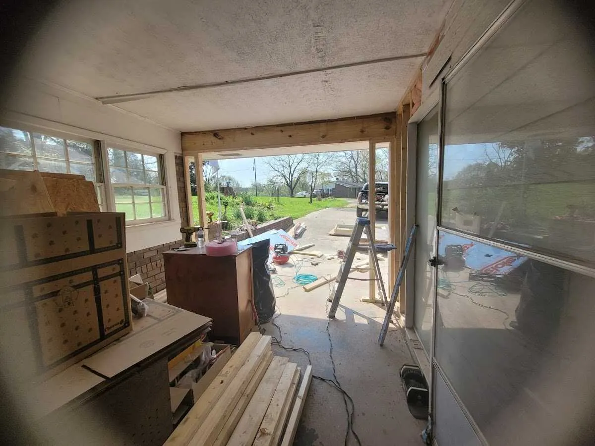 Air movers and dehumidifier for Drying & Dehumidification in Chalmette